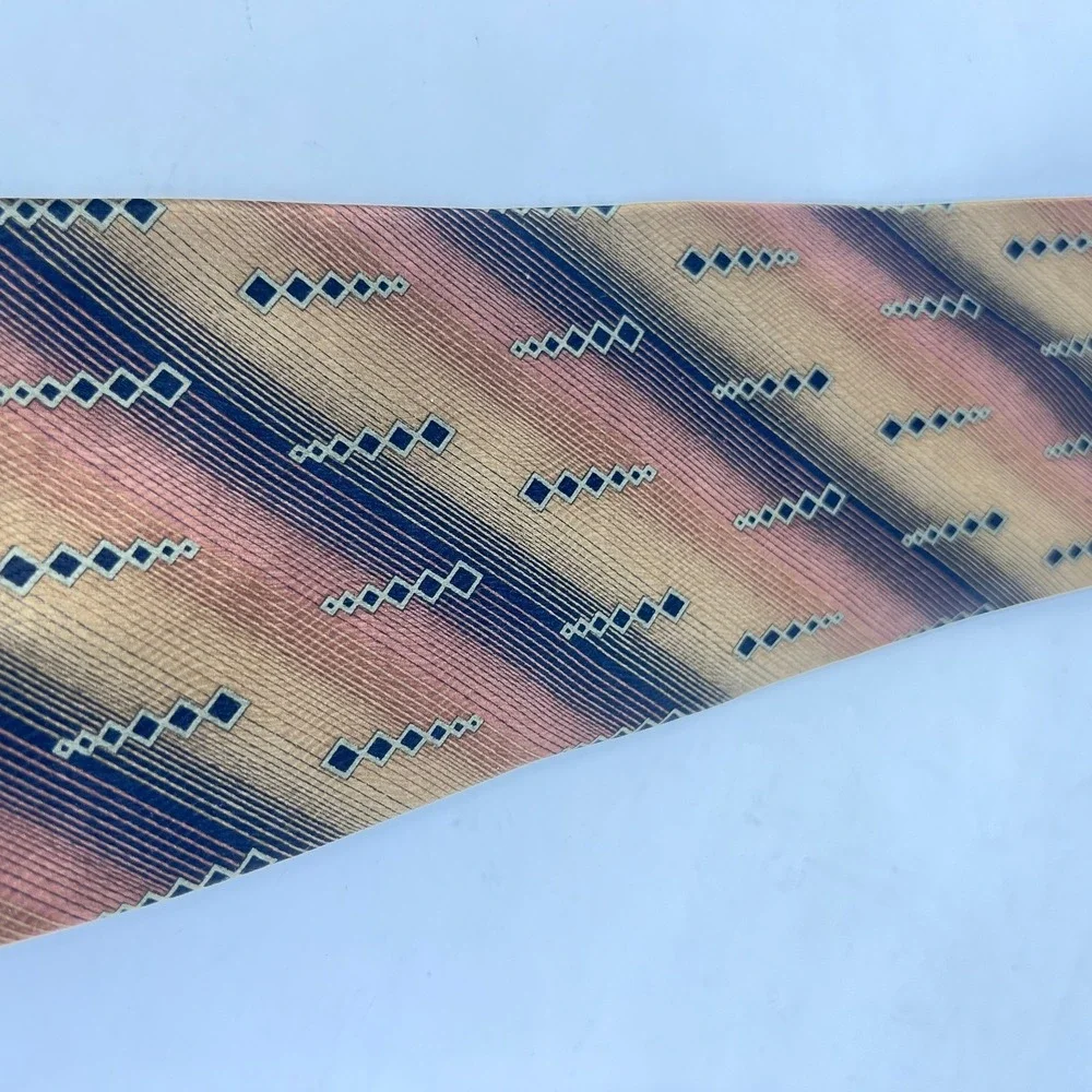 Blacker by Stanley Blacker 100%‎ Silk Men's Tie Lightweight Geometric Design